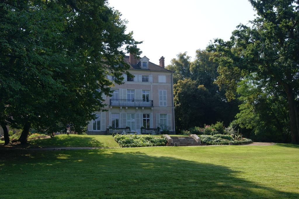 ビュール・シュリヴェット ル シャトー ド ラ ヴィエルジュ Bed & Breakfast エクステリア 写真